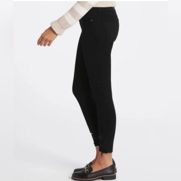 Pistola Arielle Skinny Jeans Size 27 Black Distressed Stretch Denim - Picture 2 of 15
